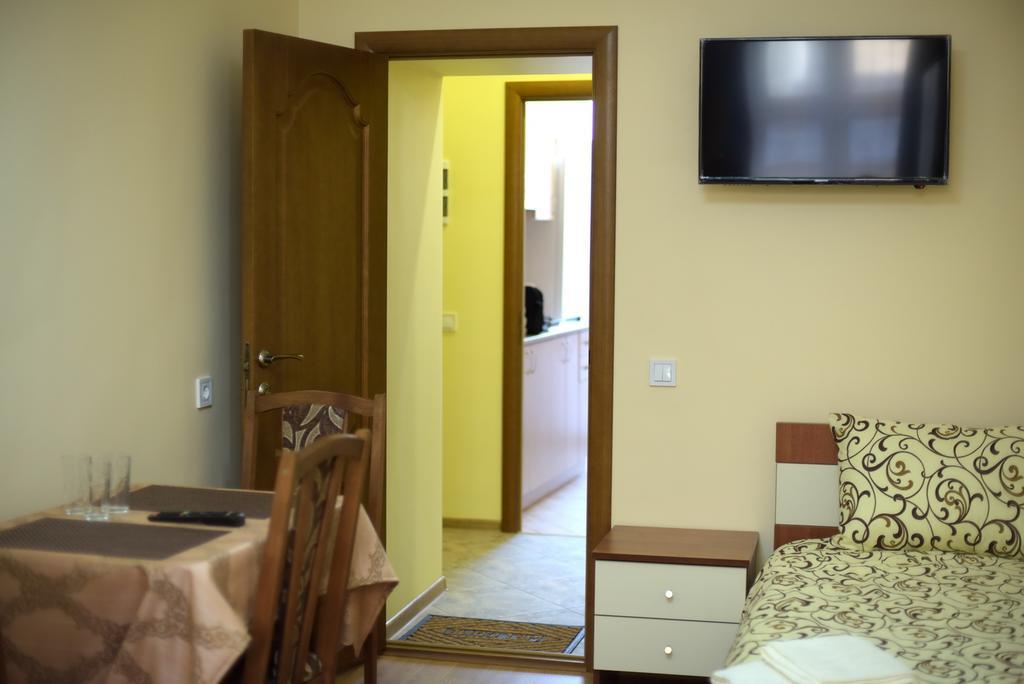 Apartment On Voloshyna Lviv Extérieur photo